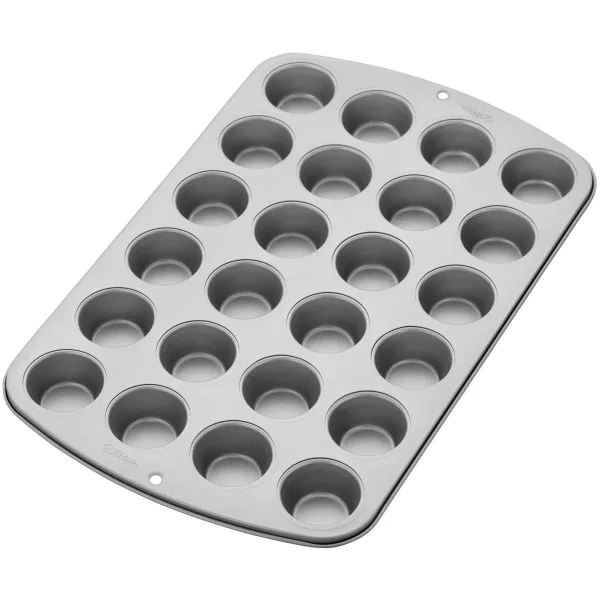 Wilton 24-cup mini muffin pan bij Het Bakschip